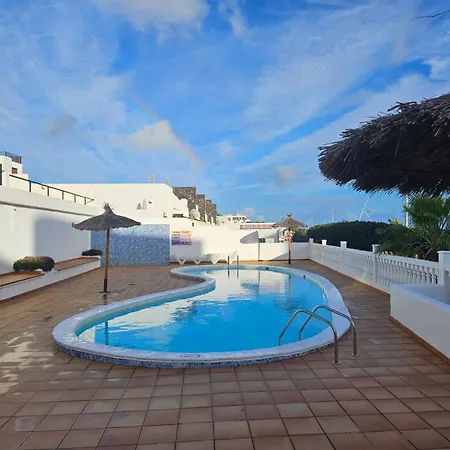 Casita De La Playa Apartment *